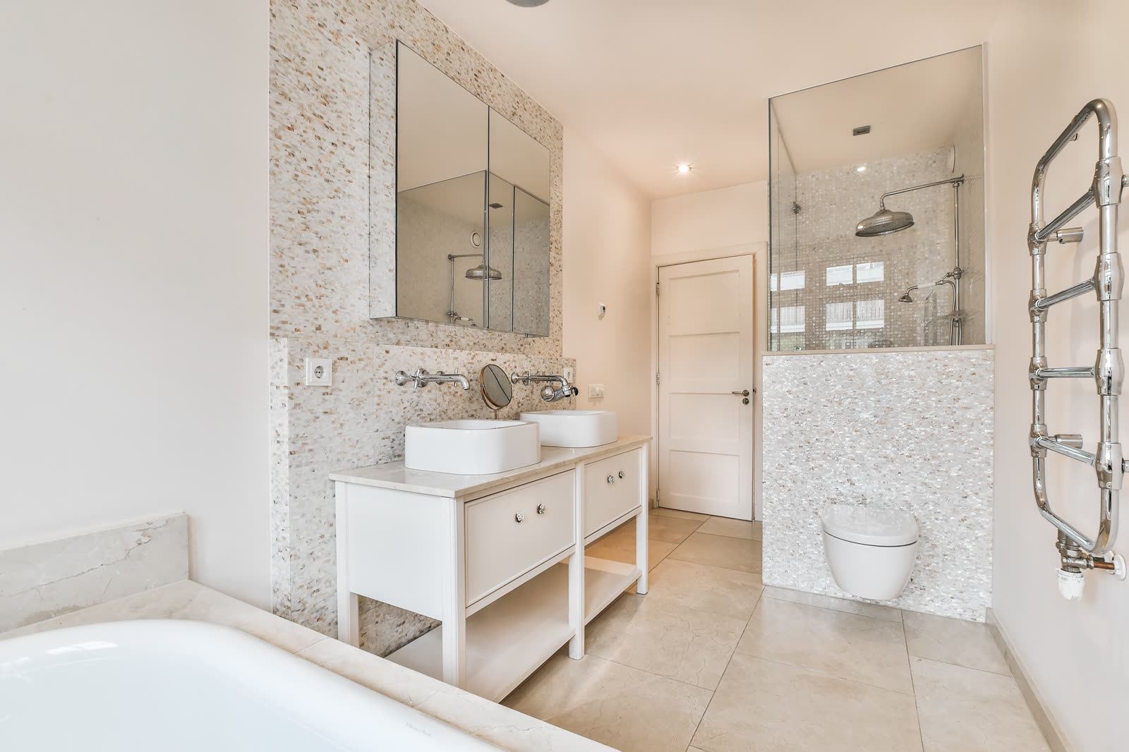 Elegant bathroom design — the kind of handyman work vetted local pros handle in Sarasota, FL