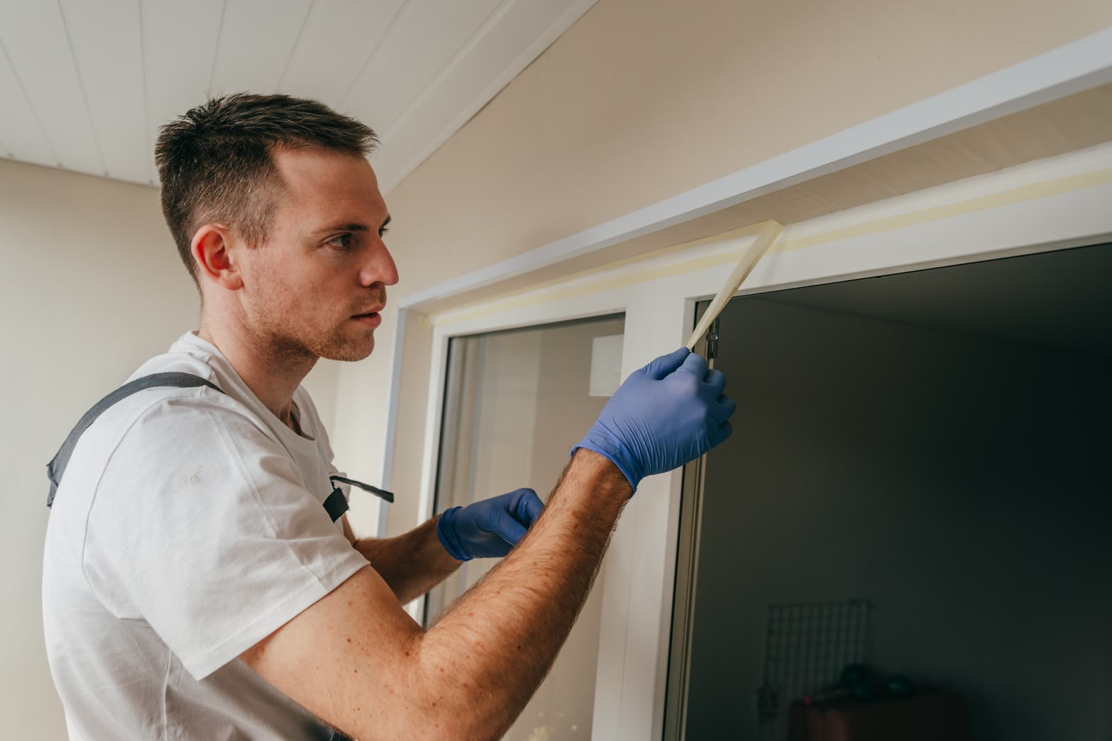 Caulk & seal renewal